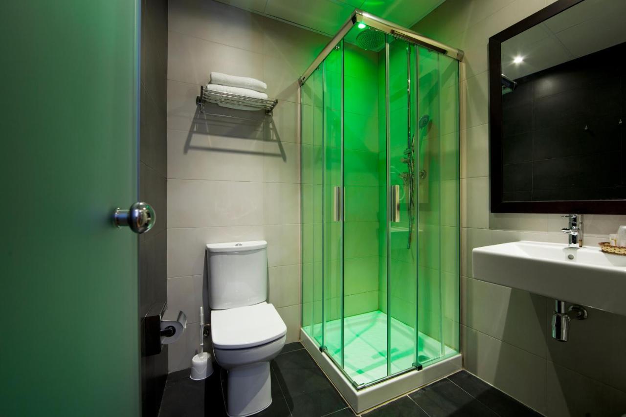 Guest house Bcn Ramblas 2*